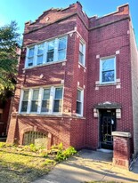 4838 W Addison St, Unit 2 Apartments