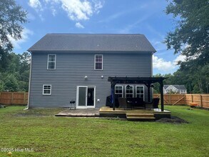 116 Navy Blue Dr in Jacksonville, NC - Building Photo - Building Photo