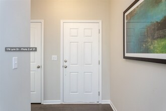 179 Lynn Dr in Clayton, NC - Building Photo - Building Photo
