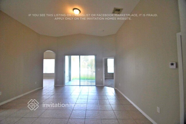 2276 SW 131st Ave in Miramar, FL - Building Photo - Building Photo