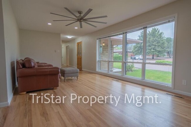 207 Westcott Ave in Colorado Springs, CO - Building Photo - Building Photo
