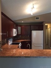 17766 SW 145th Ave in Miami, FL - Foto de edificio - Building Photo