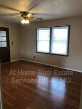 3231 W Olive St in Springfield, MO - Building Photo - Building Photo