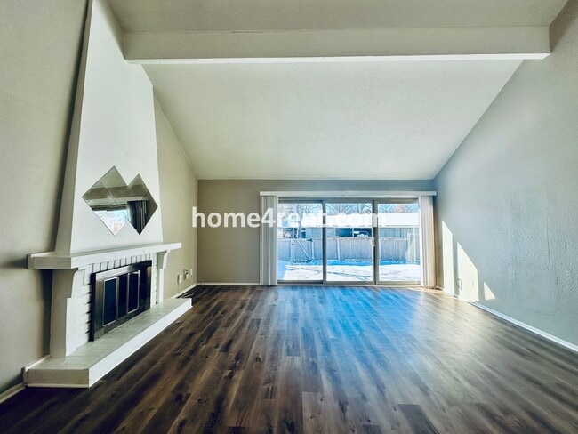 8130 Halsey St in Lenexa, KS - Building Photo - Building Photo
