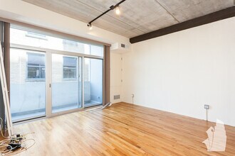 630 N Franklin St, Unit 513 in Chicago, IL - Building Photo - Building Photo