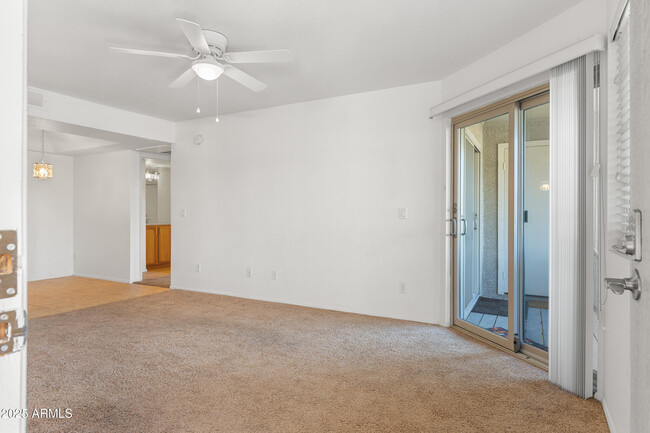 1720 E Thunderbird Rd in Phoenix, AZ - Building Photo - Building Photo