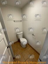 195 Knox St S in Monmouth, OR - Building Photo - Building Photo