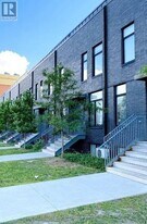 1720 Simcoe St N in Oshawa, ON - Building Photo