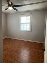 10285 NW 309th Ave in North Plains, OR - Foto de edificio - Building Photo