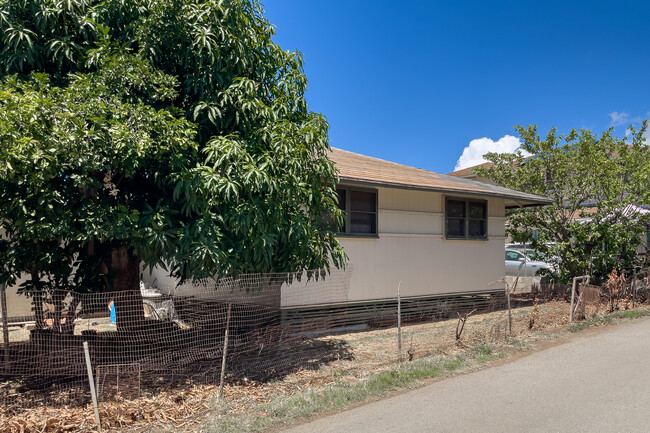 Kamehameha Gardens in Honolulu, HI - Building Photo - Building Photo