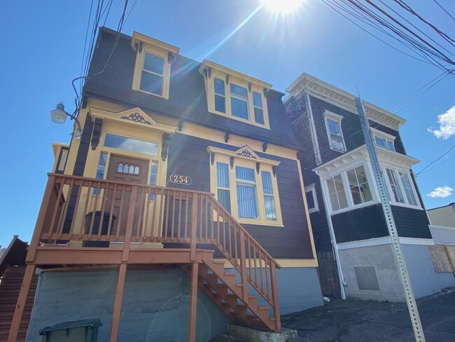 254 Britain St in Saint John, NB - Building Photo - Building Photo