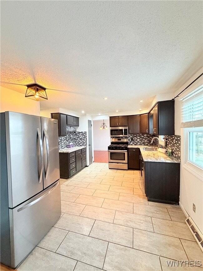 property at 79 E Toulon Dr