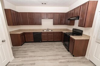 12427 Maura Lane in Houston, TX - Building Photo - Building Photo