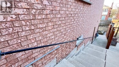 21 Woodstone Ave in Richmond Hill, ON - Building Photo - Building Photo