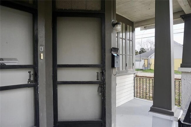 8205 Nelson St, Unit A in New Orleans, LA - Building Photo - Building Photo