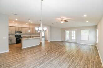 97548 Albatross Dr in Yulee, FL - Foto de edificio - Building Photo