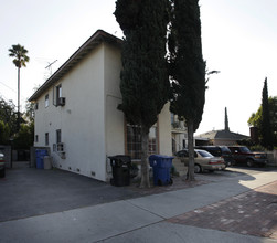 6354 Camellia Ave in North Hollywood, CA - Building Photo - Building Photo