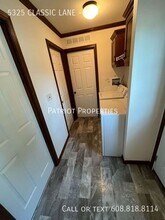 5325 Classic Ln in Platteville, WI - Building Photo - Building Photo