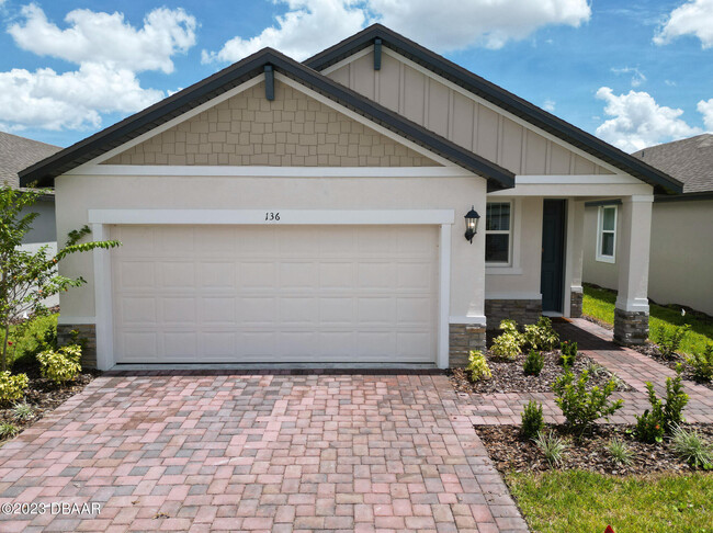 136 Links Ter Blvd in Daytona Beach, FL - Building Photo - Building Photo