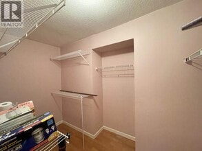 7077 Beresford St. in Burnaby, BC - Building Photo - Building Photo