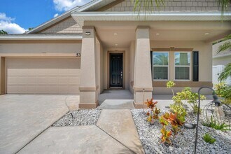 5335 NW Wisk Fern Cir in Port St. Lucie, FL - Building Photo - Building Photo