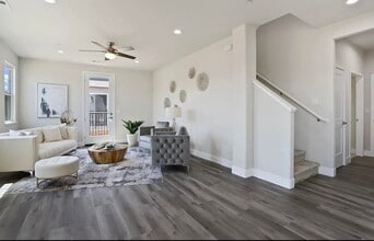 1673 Bella Lago Dr in Stockton, CA - Building Photo - Building Photo