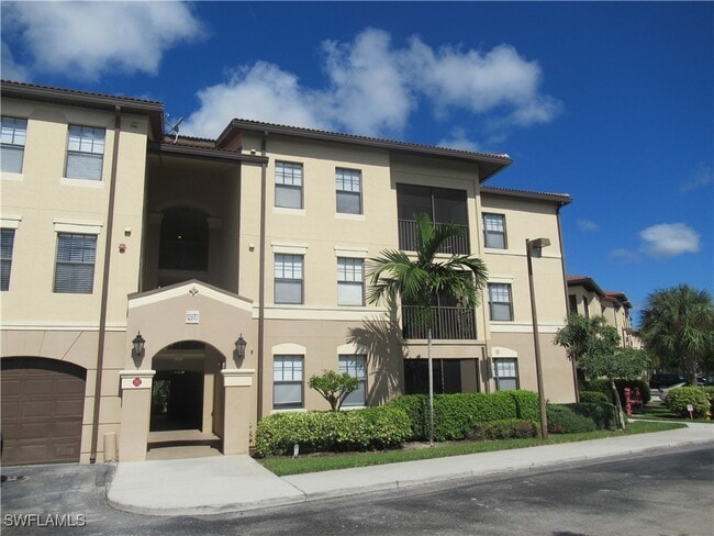 12970 Positano Cir in Naples, FL - Building Photo - Building Photo
