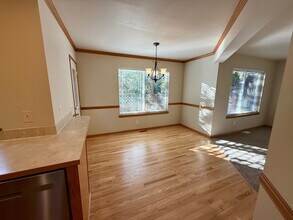 15416 51st Pl W in Edmonds, WA - Building Photo - Building Photo