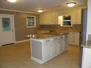 203 Yancey St in Fort Walton Beach, FL - Building Photo - Building Photo