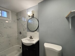 516 E Jersey St in Elizabeth, NJ - Building Photo - Building Photo