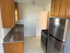 919 Dwight Way, Unit 919 Dwight Way in Berkeley, CA - Building Photo - Building Photo