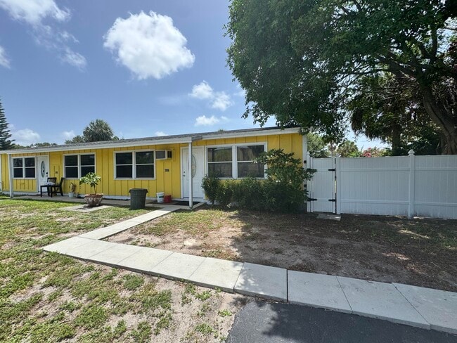 property at 8537 40th Ter N