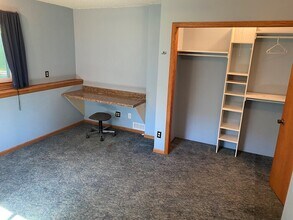 13184 Isanti St NE in Blaine, MN - Building Photo - Building Photo