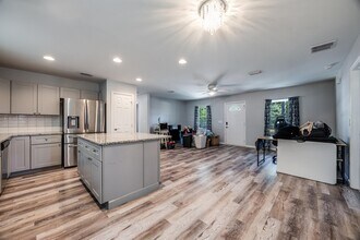 3071 Highland Ave in Crestview, FL - Building Photo - Building Photo