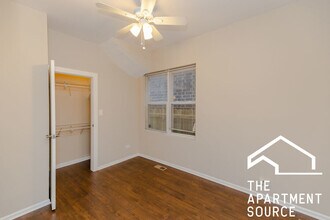 2447 N Clybourn Ave, Unit 1F in Chicago, IL - Building Photo - Building Photo
