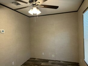 38706 Daughtery Rd in Zephyrhills, FL - Building Photo - Building Photo