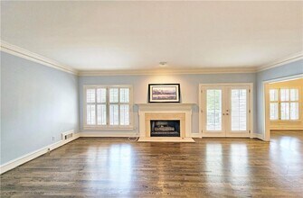 5652 River Oaks Pl NW in Atlanta, GA - Building Photo - Building Photo