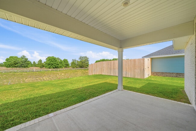 property at 664 Alleyoak Ln