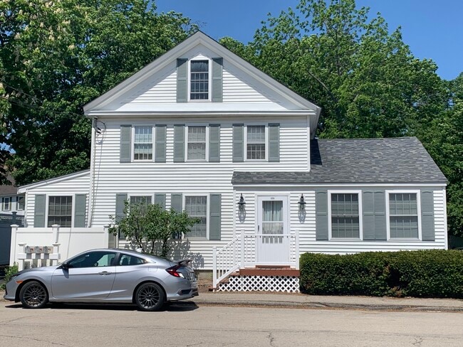 37 Court St, Unit Apt. C