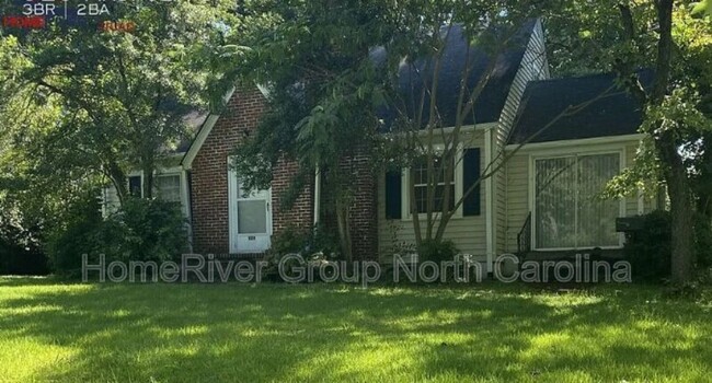 929 Magnolia St in Winston-Salem, NC - Building Photo - Building Photo