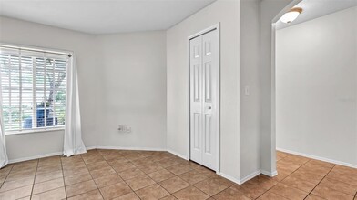 18104 Canal Pointe St in Tampa, FL - Building Photo - Building Photo