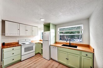 1411 SW 3rd St in Miami, FL - Building Photo - Building Photo