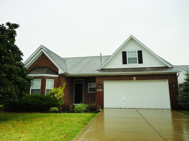 8426 Stark Dr in Indianapolis, IN - Building Photo