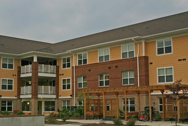 Boodry Place Apartments in Morehead, KY - Foto de edificio - Building Photo