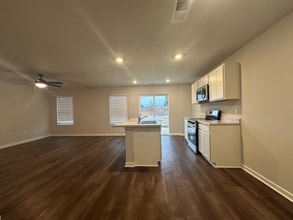 39 River Rock St in Lincoln, AL - Building Photo - Building Photo