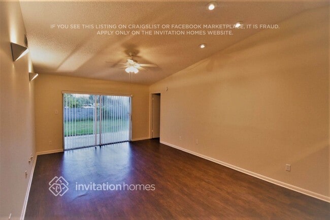 1793 Lakeview Village Dr in Brandon, FL - Building Photo - Building Photo