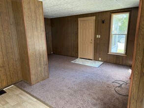 515 W Trail St in Jackson, MI - Building Photo - Building Photo