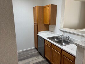 912 S Yampa St, Unit Foxdale Condominium in Aurora, CO - Building Photo - Building Photo
