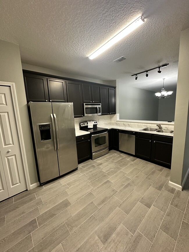 148 Leese Dr in Saint Johns, FL - Foto de edificio - Building Photo