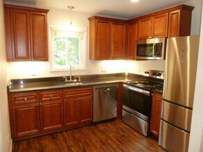 1204 Roosevelt Dr in Chapel Hill, NC - Building Photo - Building Photo